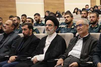 مراسم تجلیل از برگزیدگان آزمون‌های حفظ عمومی