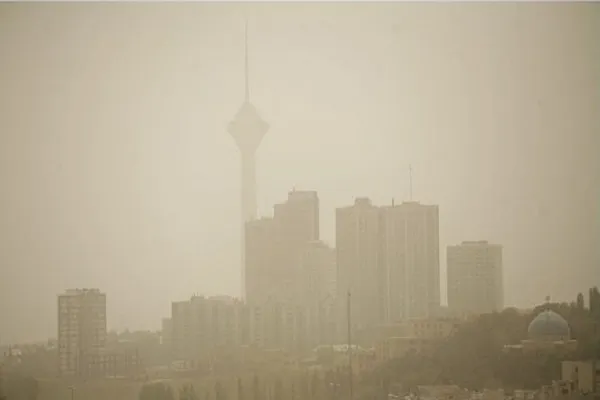 احتمال وزش باد شدید و ورود گرد و غبار به تهران