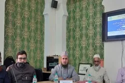 Aligarh ng India Magpunong-abala ng Seminar ‘Paano Maunawaan ang Qur’an’