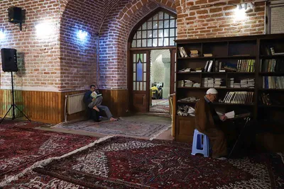مراسم معنوی اعتکاف در تبریز