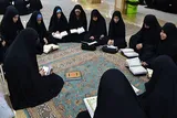 خداوند زمینه ارتباط آسان با قرآن را برای هر فردی فراهم کرده است