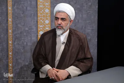 حجت‌الاسلام والمسلمین حسین صنعت‌پور، رئیس اداره عقیدتی سیاسی نیروی دریایی ارتش