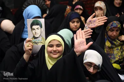 همایش دختران انقلاب