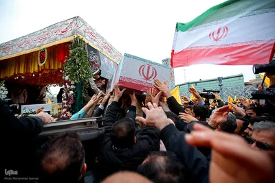 تشییع پیکر شهید سیدرضی در میدان امام حسین(ع)