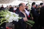عطرافشانی و غبارروبی مزار شهدای وادی رحمت تبریز