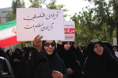 تجمع حوزویان و دانشگاهیان در اعتراض به حمله وحشیانه اسرائیل به بیمارستان غزه‎