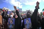 اجتماع بیعت شیرازی ها با سومین رهبر انقلاب