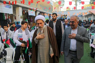 نواختن زنگ روز دانش آموز