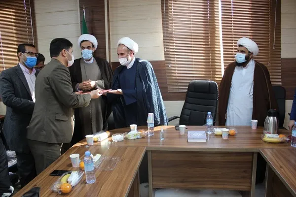 ضعفا و محرومان از اجرای عدالت در دستگاه قضایی ناامید نشوند