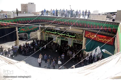 آيين سنتي سياه پوشان و برپايي خيمه عزاداري در آستانه ماه محرم - سمنان
