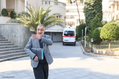 اعضای هیأت دولت در جمع خبرنگاران