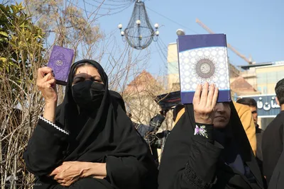 راهپیمایی شیرازی ها بر علیه اغتشاشگران
