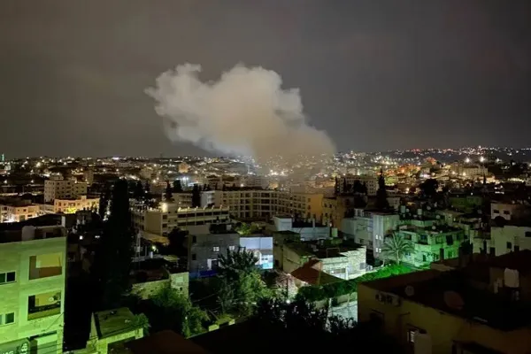 شهادت دو جوان فلسطینی در کرانه باختری/ ادامه حملات صهیونیست‌ها به مسجدالاقصی