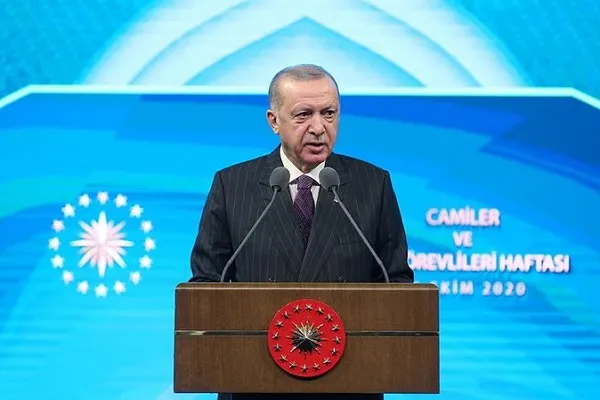 Macron'un 'İslam krizde' açıklaması açık bir provokasyondur