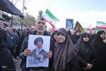 اجتماع بیعت شیرازی ها با سومین رهبر انقلاب