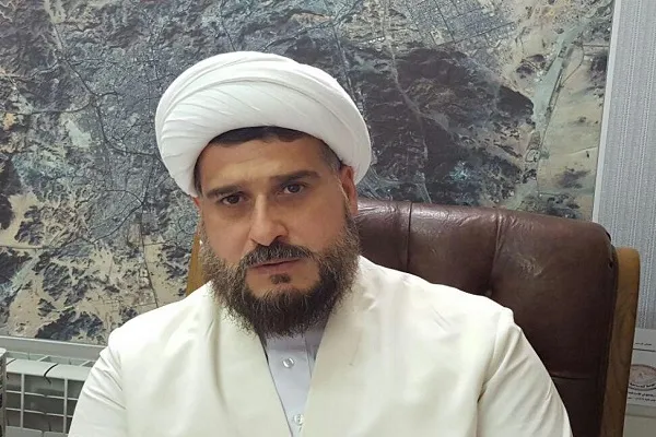 مسئولان عرض دین کنند تا مردم باورشان کنند