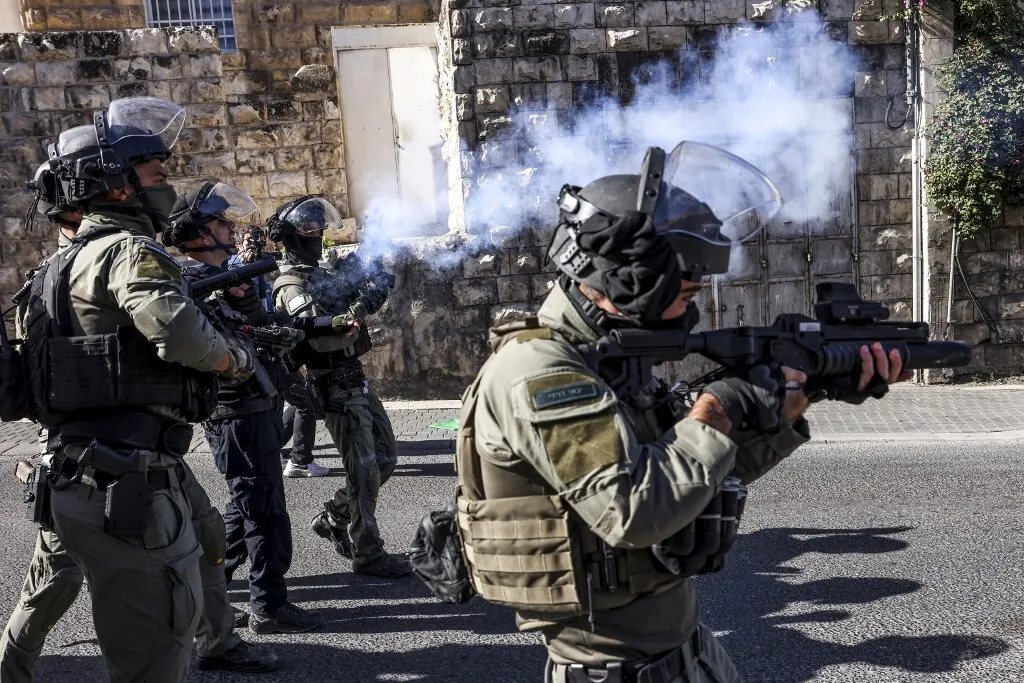 Israeli Forces Attack Muslim Worshipers Near Al-Aqsa Mosque