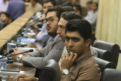 نشست صمیمی نخبگان با استاندار فارس