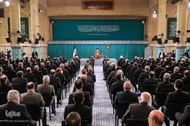 دیدار سفیران و مسئولان وزارت امور خارجه با رهبر انقلاب