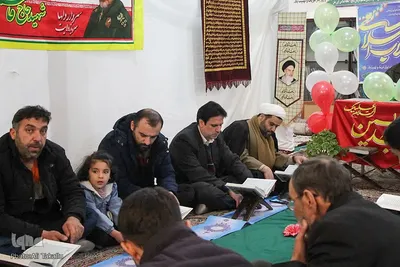کرسی تلاوت قرآن کریم همزمان با ایام دهه فجر در ملایر‎‎
