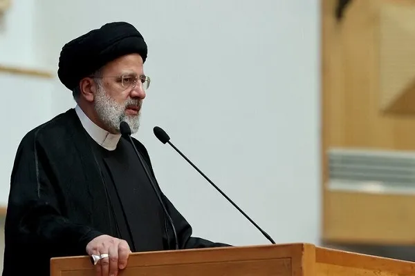 فرهیختگان گره‌های ذهنی جامعه را درباره فرزندآوری باز کنند