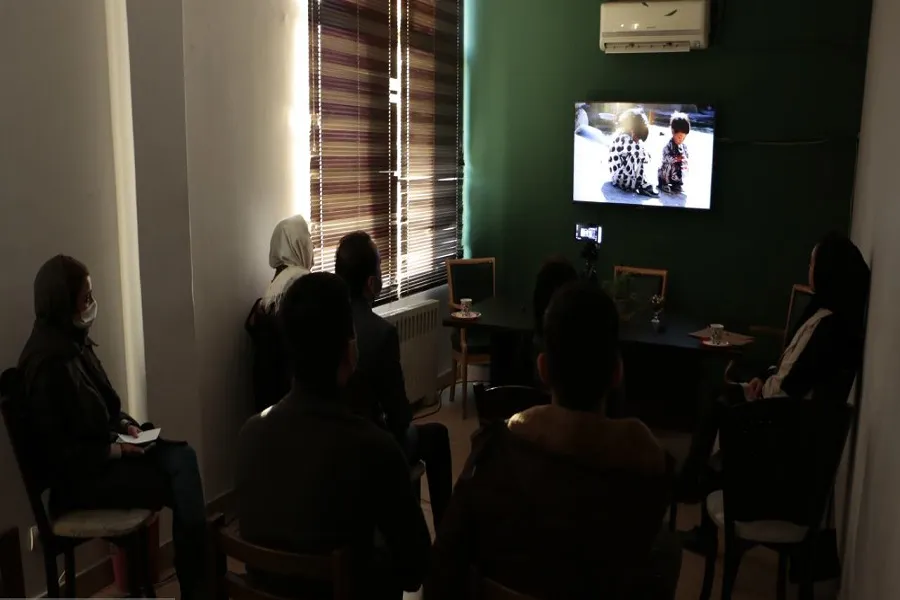 «نان‌خور اضافه برای نان‌خور اضافه»: تحلیلی بر وضعیت زنان ایرانی ساکن افغانستان