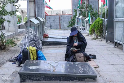 مراسم دعای عرفه در گلزارشهدای وادی رحمت تبریز‎