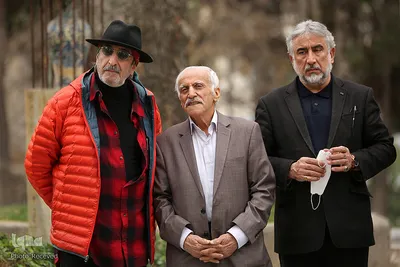 کاشت درخت توسط هنرمندان در فرهنگسرای نیاوران