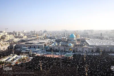 عکس | اقامه باشکوه نماز عید فطر در حرم امام رضا(ع)
