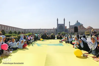 تجمع کودکان اصفهانی در حمایت از کودکان غزه