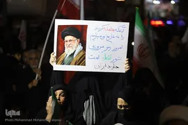 روایت پلاکاردها از 80 روز مقاومت مردم