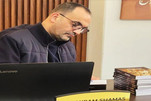 حين يخاف العدو من جنازة
