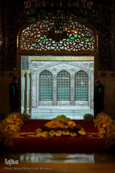 آذین بندی حرم مطهر رضوی در آستانه میلاد