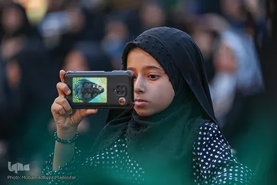 اجتماع دختران دهه هشتادی در گذر فرهنگی چهارباغ‎