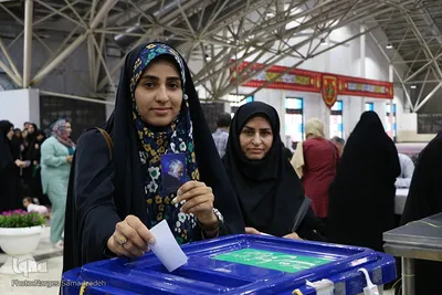 حماسه حضور در گلستان شهدای اصفهان