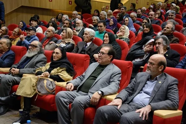 دعوت ایمانی‌خوشخو از هنرمندان برای رونق صنایع فرهنگی