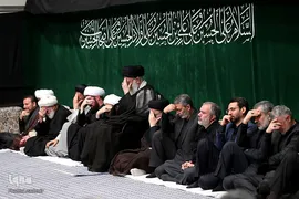 مراسم عزاداری شب تاسوعای حسینی در حسینه امام‌خمینی(ره)