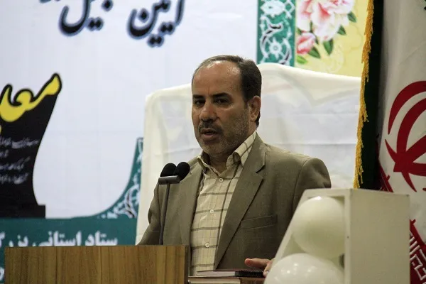 برنامه‌های هفته معلم با رویکرد خانواده محور برگزار شد