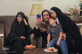 دیدار جامعه قرآنی با خانواده‌ شهید محمدصالحی