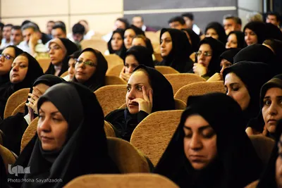 همایش تجلیل از خانواده شهدا و ایثارگران اهواز