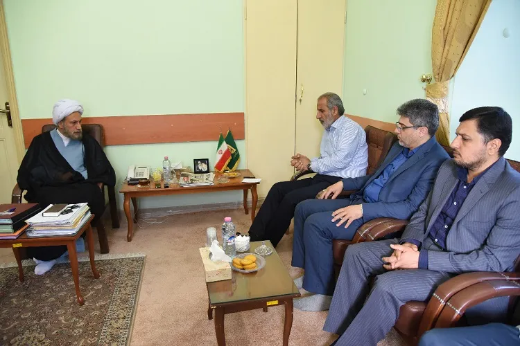شورای نگهبان علت رد صلاحیت افرادی که انتخابات را زیر سئوال می‌برند، اعلام کند