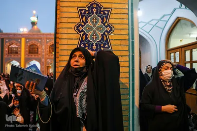 لحظه تحویل سال ۱۴۰۱ در حرم حضرت عبدالعظیم (ع)