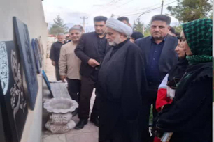 ارسالی/ نمایشگاه هنرهای تجسمی «فرهنگ عاشورایی» در موکب شهدای دره‌شهر برپا شد