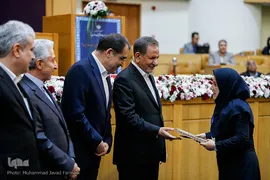 تجلیل از پژوهشگران و فناوران برگزیده در نوزدهمین جشنواره تجلیل از پژوهشگران و فناوران برگزیده کشور