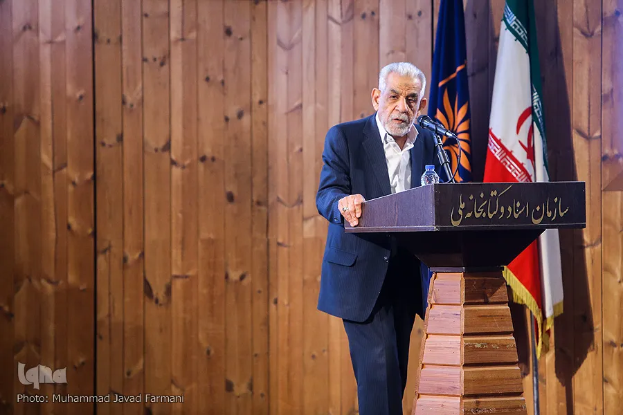 طالقانی قرآن را با نگاهی نو به صحنه اجتماع آورد