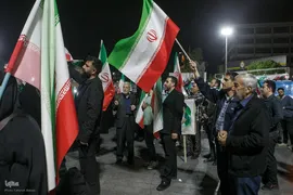 نقش پرچم‌دوزی بانوان جهادی؛ از جبهه‌های نبرد تا خط مقدم تولید