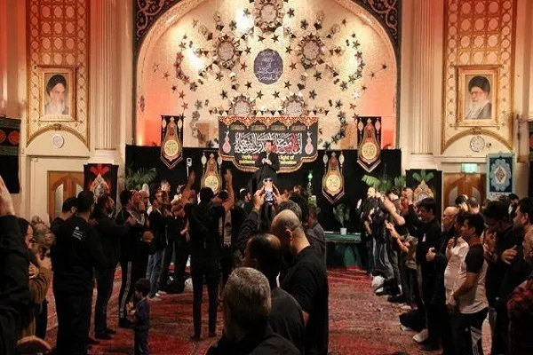 İmam Hüseyin’in (a.s) yas merasimi İngiltere İslam Merkez’inde düzenlendi