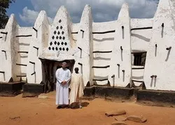 Une mosquée de 700 ans au Ghana