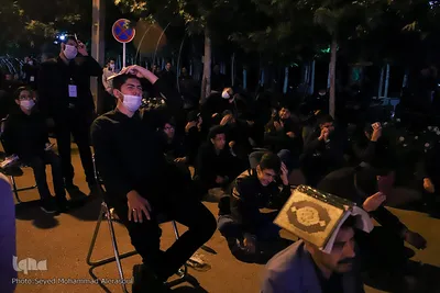 مراسم احیای شب بیست و یکم ماه رمضان در مشهد