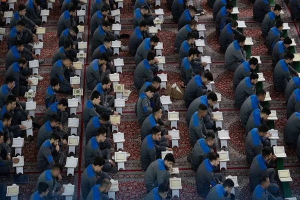 العتبة الحسينية تنظّم الختمات القرآنية الرمضانية فی 16 محافظة عراقية